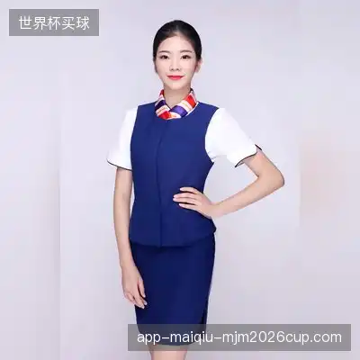 曲彤